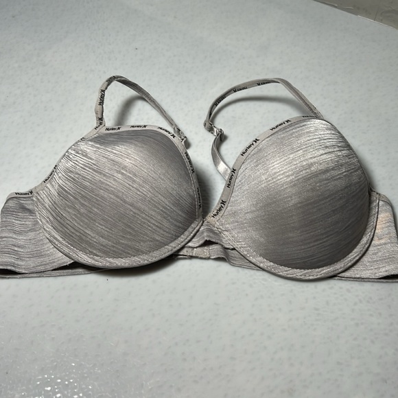 Women's Bra Assortment Size 34C Four Pieces Gently Used - Picture 13 of 16